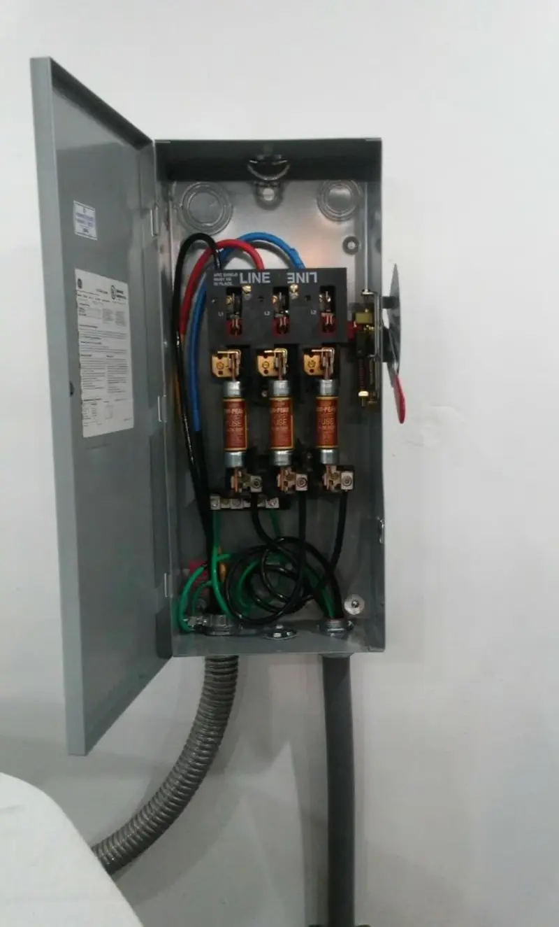 Three-phase disconnect switch installed for Electrical Wiring & Rewiring in St. Robert